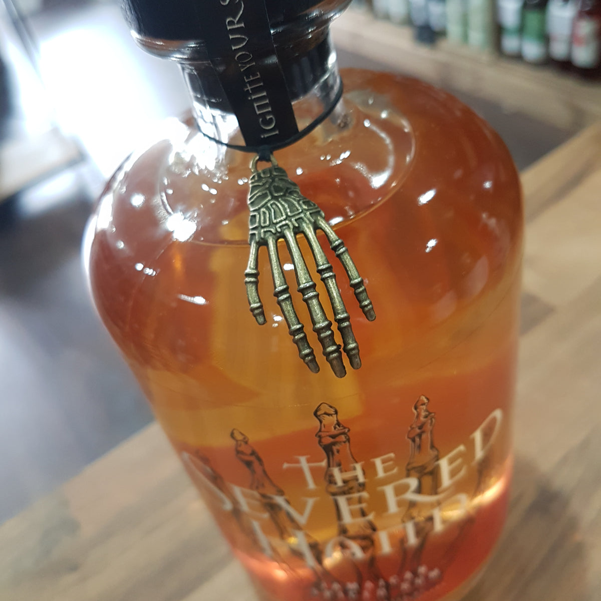 Severed Hand Jamaican Spiced Rum 70cl 37.5 Drinkworthy
